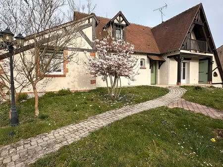 maison 6 pièces 166 m²