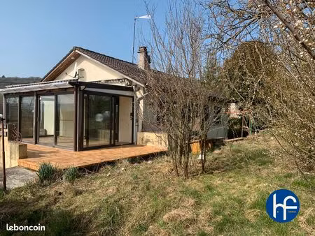 maison à rénover avec terrasse  jardin et 2 garages