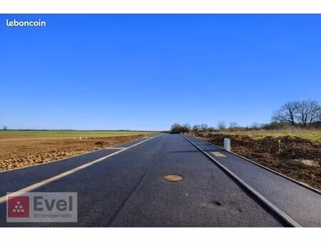 terrain 765 m² mercy le haut