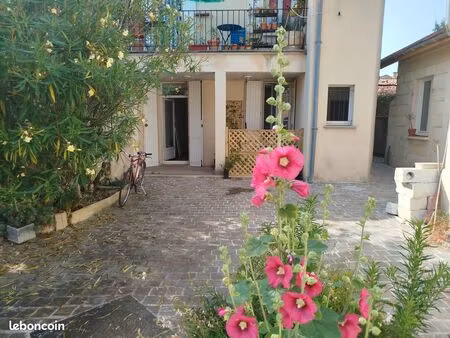 2 pièces 32m2 + terrasse  bordeaux nansouty