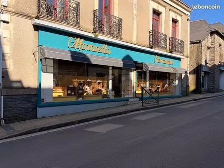 à vendre-magasin de chaussures confort