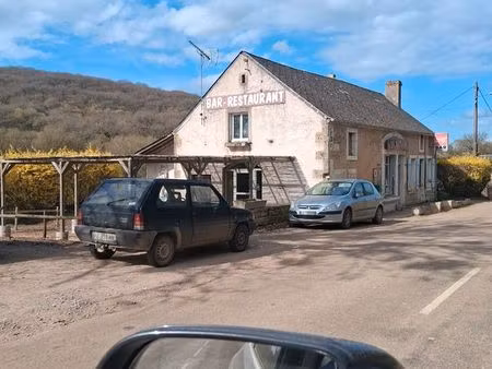 bar restaurant avec licence iv