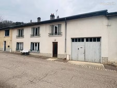 maison de village 6 pièces 130 m²