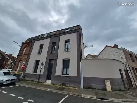 immeuble 8 pièces 130 m²