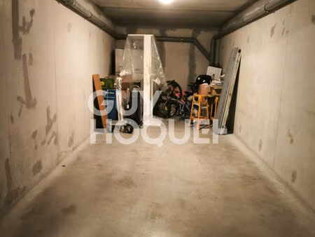 box/garage fermé - 21 m² - canet-en-roussillon les alizees