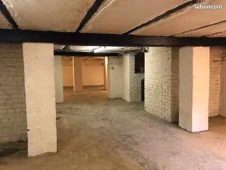 direct proprietaire 100 m2 local zone franche