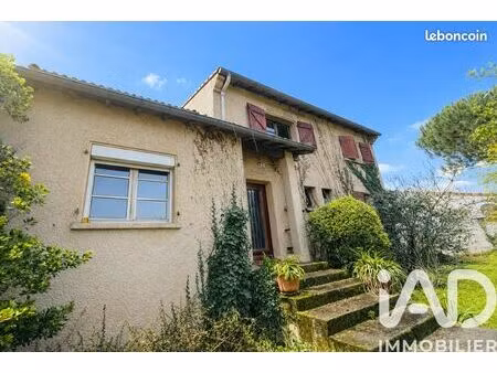propriété 6 pièces 164 m²