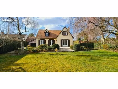 maison 9 pièces 193 m²