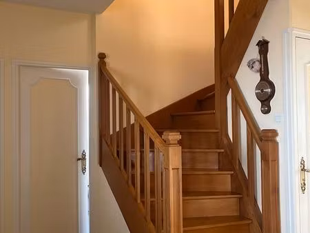 maison individuelle à une étage et avec un sous sol