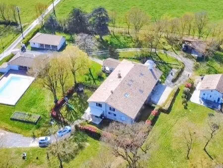 maison 5 pièces 190m2