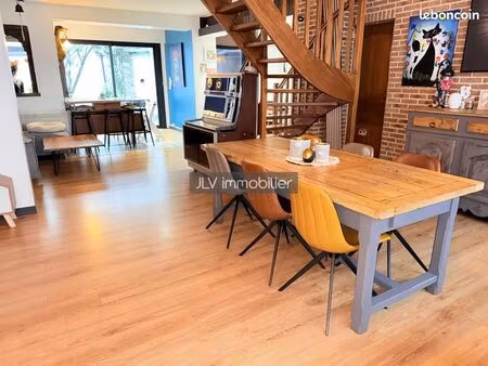 maison 6 pièces 140 m²