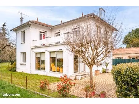 maison 6 pièces 162 m²