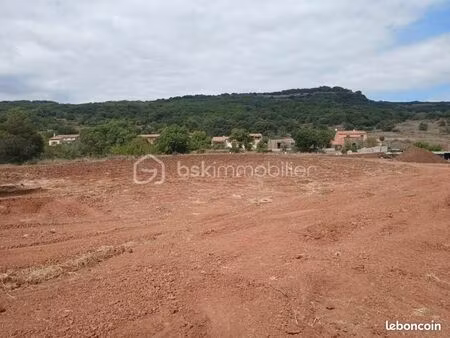 terrain 3 054 m² octon
