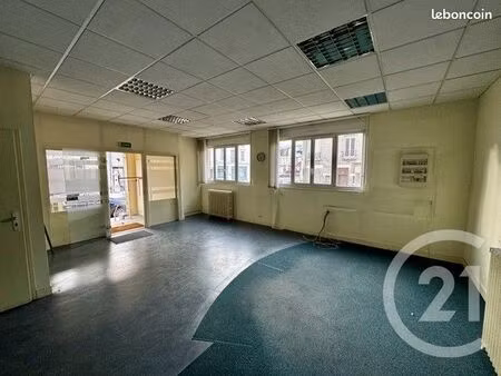 local commercial 140 m²