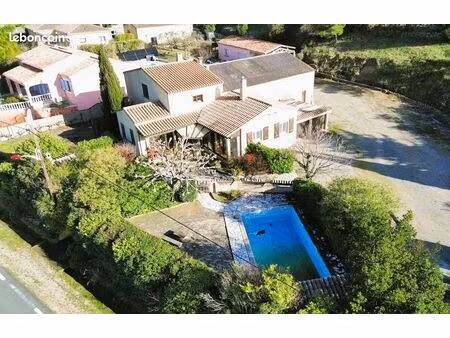 pavillon 6 pièces 129 m²