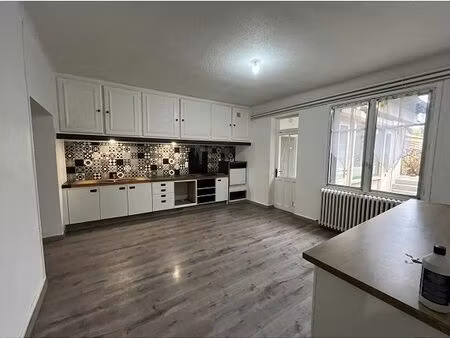 maison de ville 6 pièces 184 m²