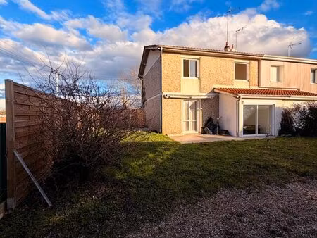 maison 4 chambres avec jardin - saint-seurin-sur-l'isle - 95m² - 161 000