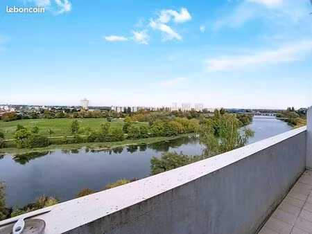 duplex 6 pièces 125 m²