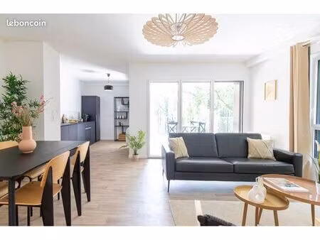 superbe t2 avec balcon et parking sous-sol