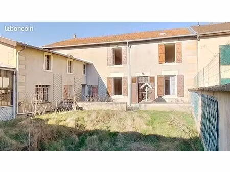 maison 7 pièces 200 m²