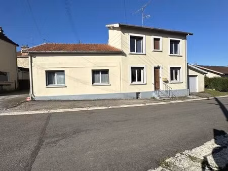 maison 6 pièces 136 m²