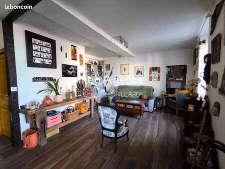 propriété 7 pièces 192 m²