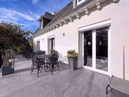 maison 6 pièces 170 m²