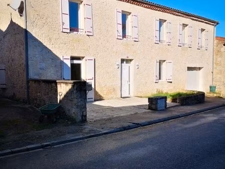 maison 5 pièces 156m²+ garage  jardin et cours
