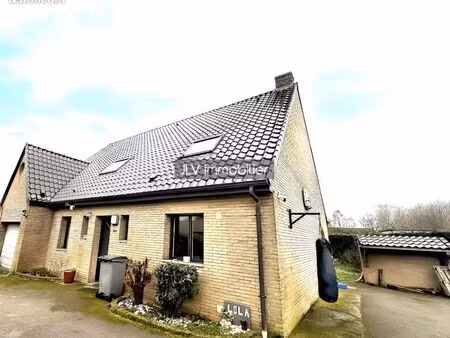 maison 7 pièces 165 m²