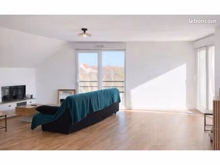 appartement t3 avec balcon