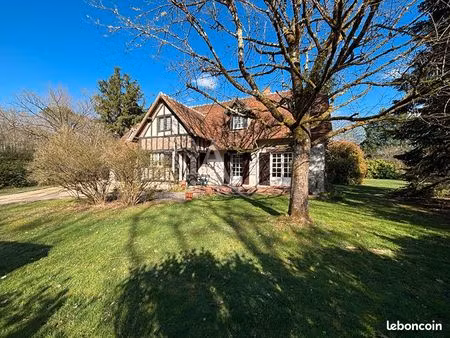 maison 7 pièces 197 m²