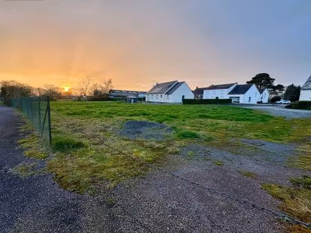 terrain 931 m² louisfert