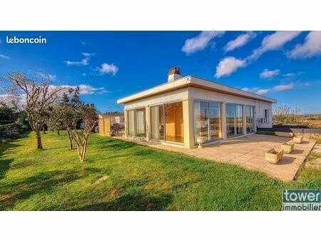 propriété 6 pièces 163 m²