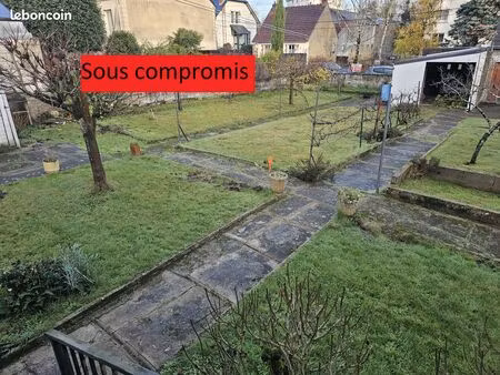 terrain 200 m² nantes