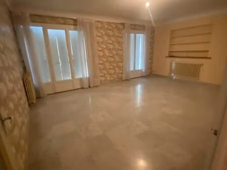 appartement 4 pièces 105 m²