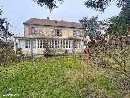 maison 4 pièces 136 m²
