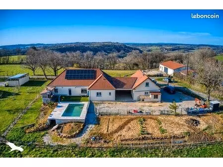 maison 5 pièces 160 m²