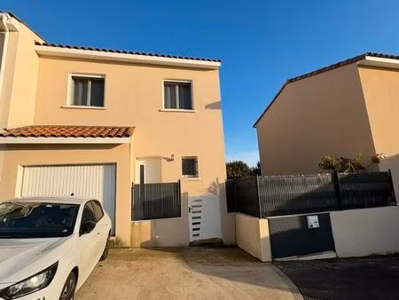 maison récente 2017 – 4 pièces – jardin aménagé  garage  parking  et cuisine d’été – dpe a