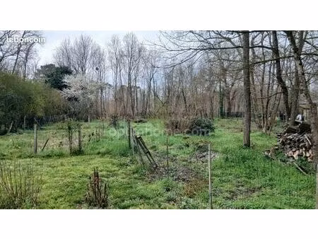 terrain 1 570 m² saint selve