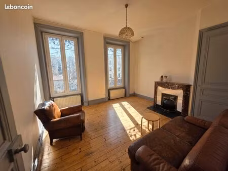 charmant t4 lumineux quartier cité du design