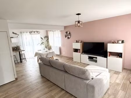 maison de 2022 - 3 chambres - garage - jardin