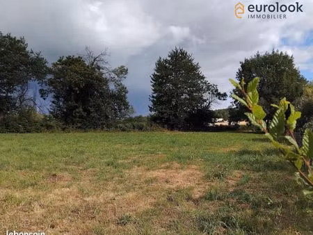 terrain 1 086 m² saint guyomard