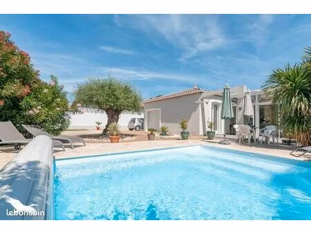 villa 5 pièces 122 m²