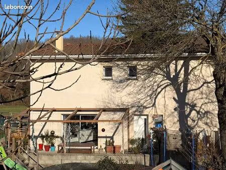 appartement 5 pièces 100 m²