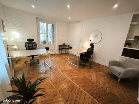 bureau privatif 18 m² – centre de tours – 5 min gare – tout inclus –