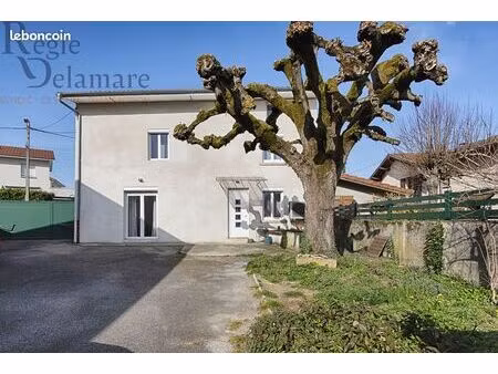 maison 4 pièces 75 m²