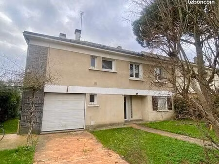 maison 10 pièces 187 m²