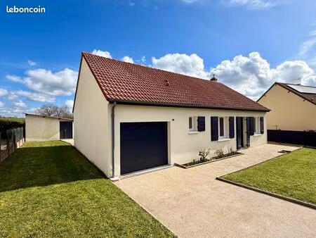 maison plain-pied 77 m² entièrement rénovée