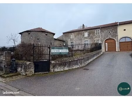 maison 6 pièces 217 m²