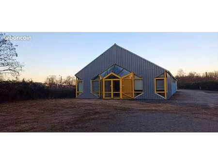 local commercial artisanal stockage